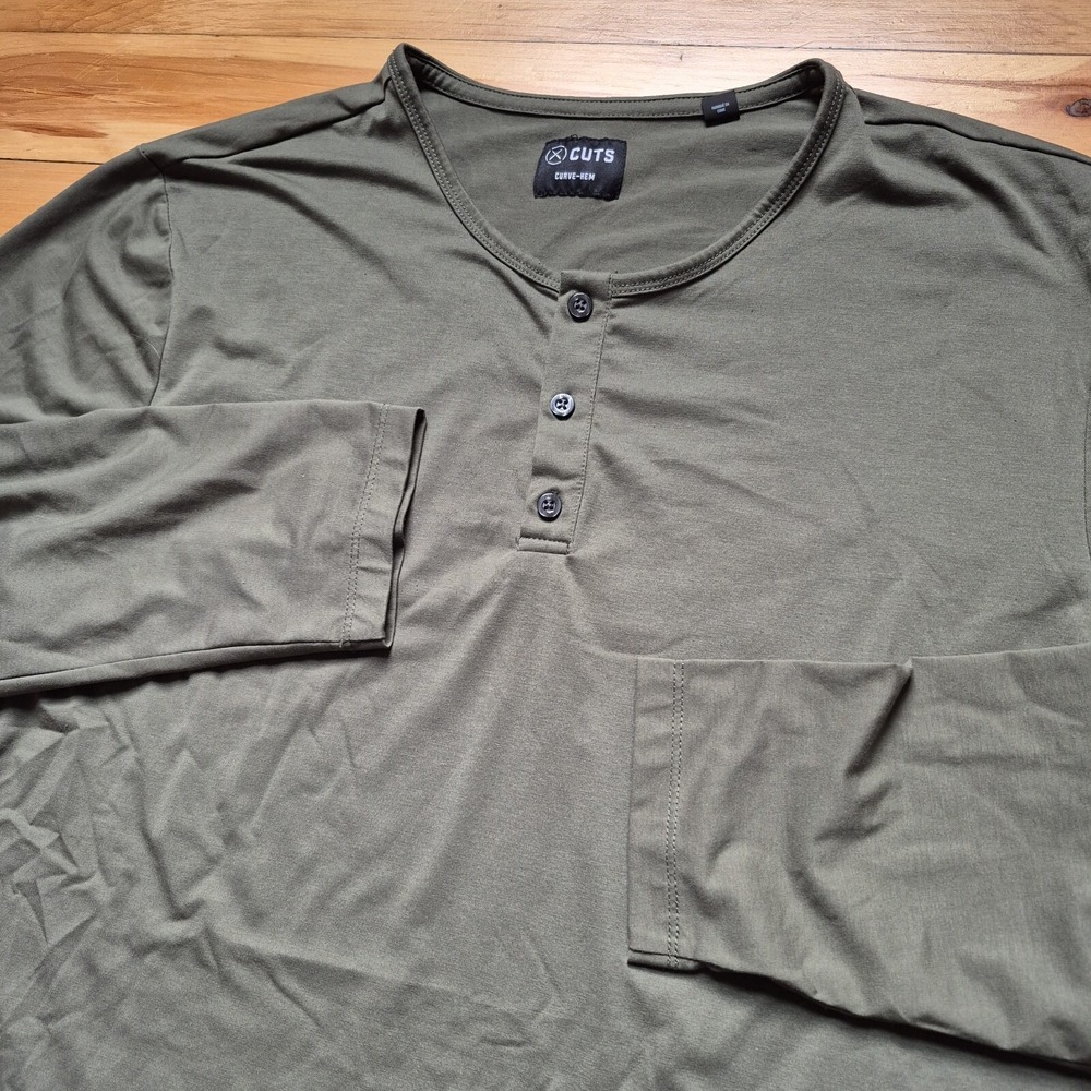 Cuts Clothing Henley Shirt Mens 2XL Slim Green Pyca Pro Curve Hem Preppy Capsule